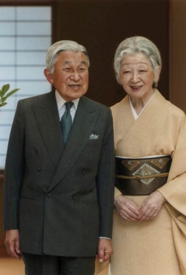 إمبراطور اليابان قد يعلن عن تنازله عن العرش قبل نهاية العام