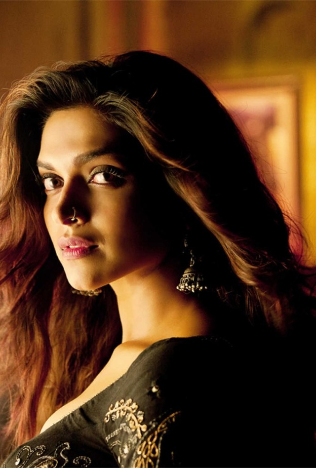 متحدث باسم ديبيكا بادوكون يعترف بإصابتها