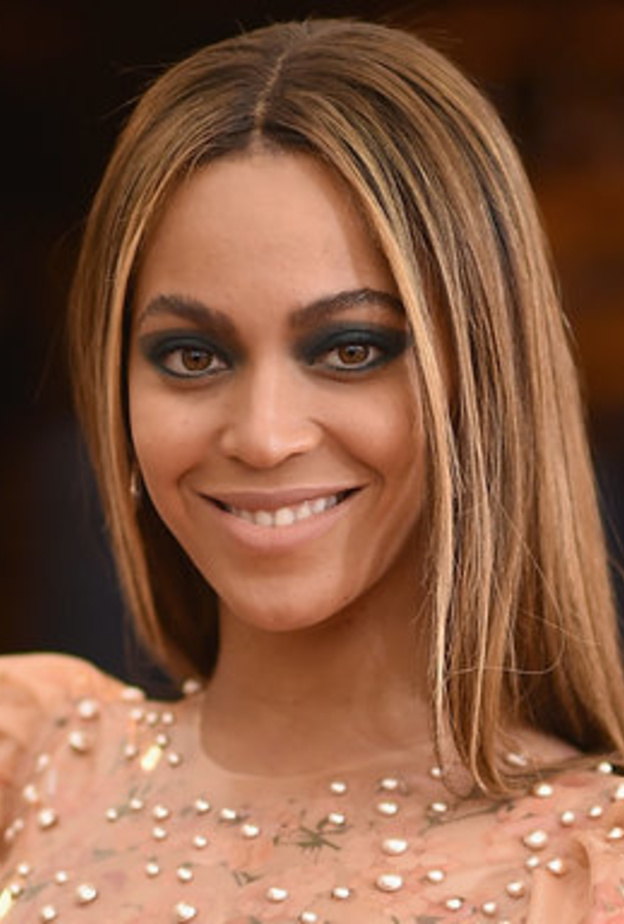 اللون الاخضر يلائم مواليد العذراء