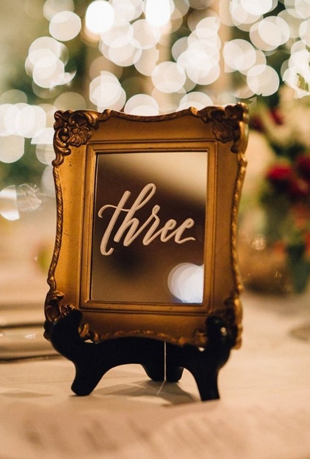 ثيمات زواج باللون البرونزي