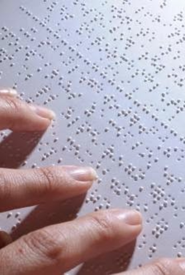 الكاتبة موضي القحطاني نموذج سعودي مشرف لتحدي الصعوبات 