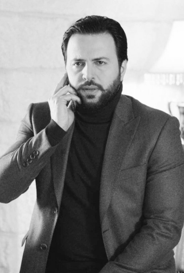 تليق به جاكيتات البلايزر بالقصّات الشبابية