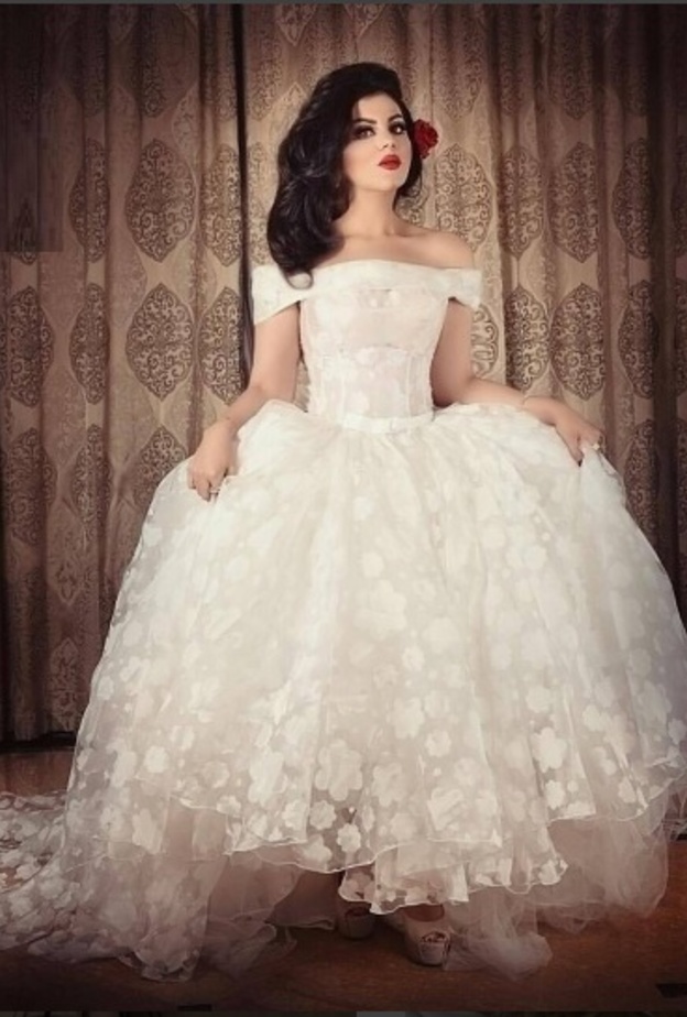 حليمة بولند