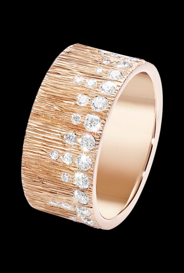 خاتم من بياجيه من الذهب الوردي السادة