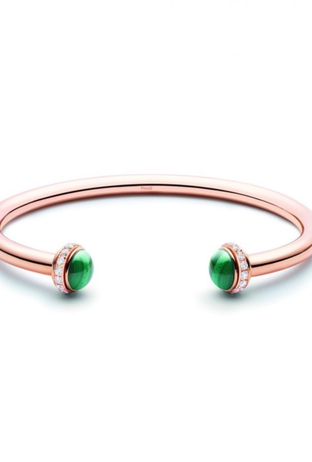 خاتم لويس فيتون من الذهب وعرق اللؤلؤ.