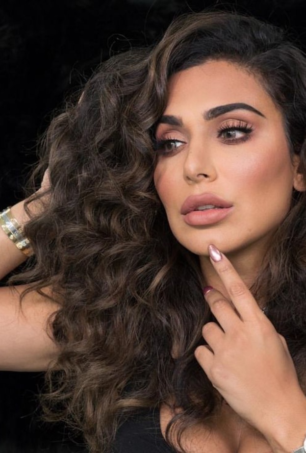 اتبعي أسلوب هدى بيوتي