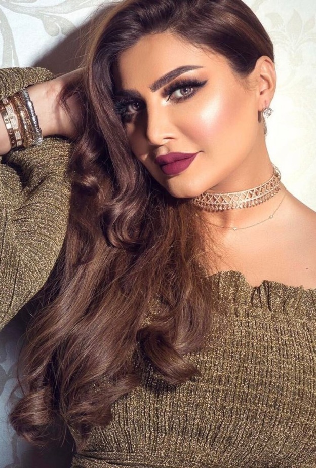 بشرة لامعة وجذابة مع أمل العوضي