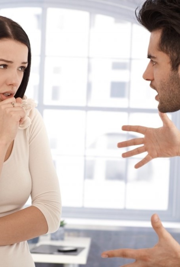 طرق تساعد المرأة على احتواء عصبية الزوج