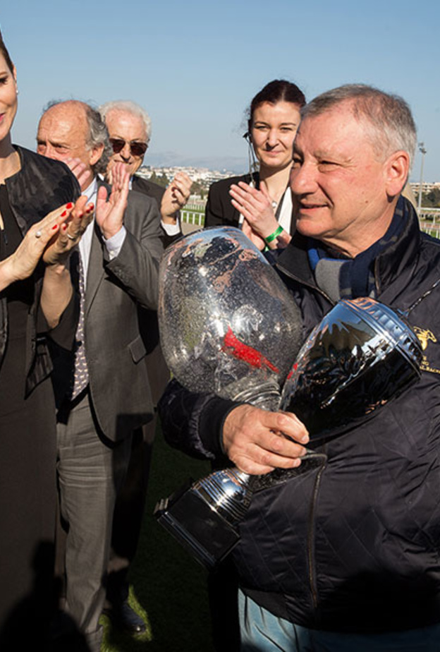 الأميرة تشارلين ظهرت بإطلالة أنيقة من Akris