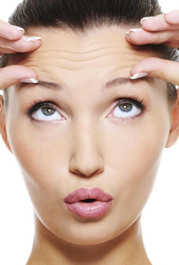 تعلمي تقنيات شد الوجه من دون جراحة