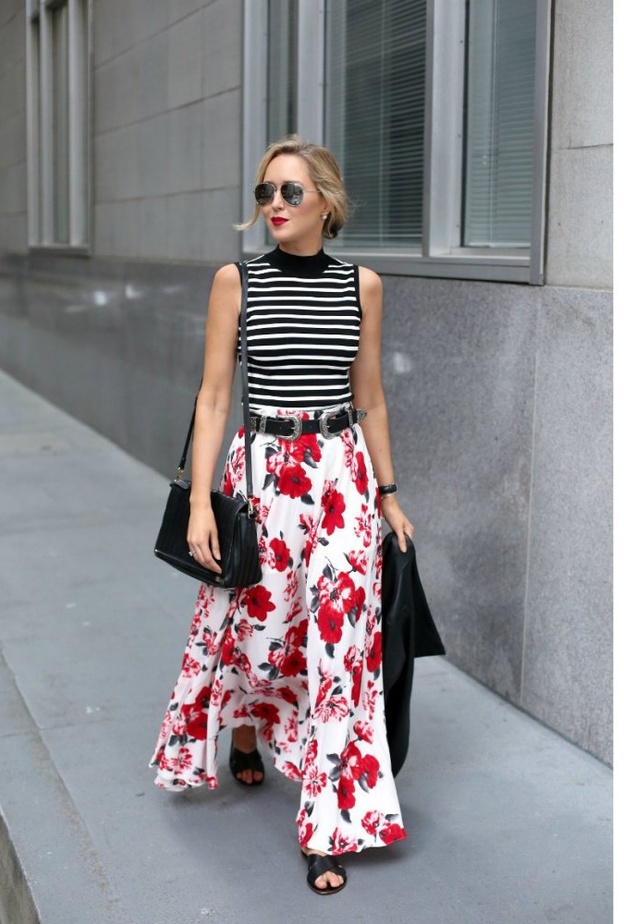 اختاري تنورة ماكسي معرقة برسومات الورود لاطلالة مميزة