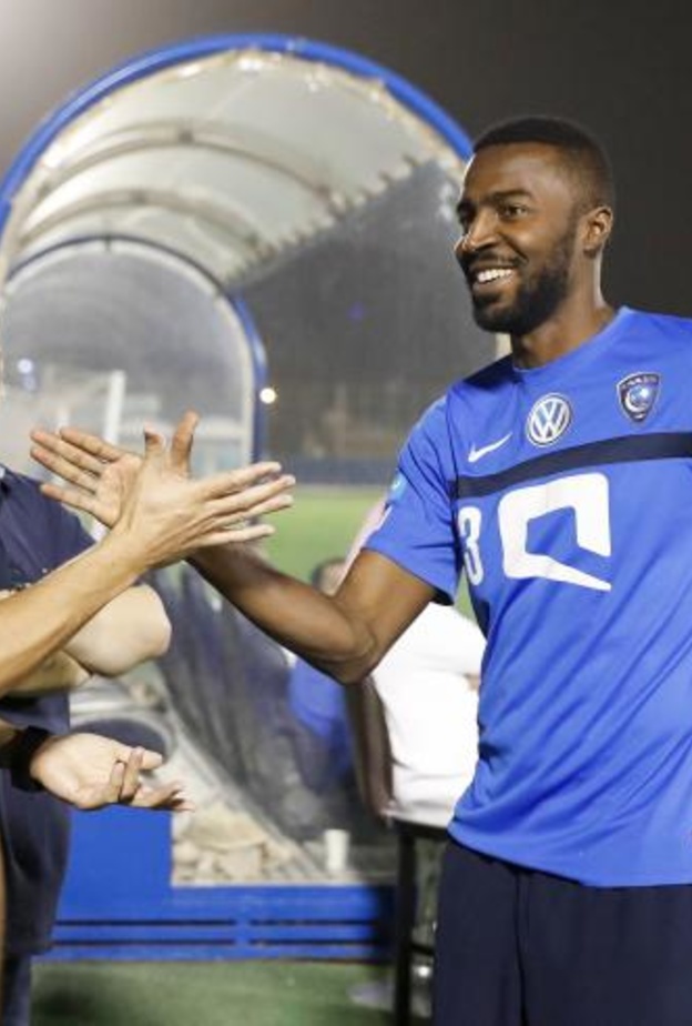 7 أندية تبارك لفريق الهلال بطل الدوري السعودي