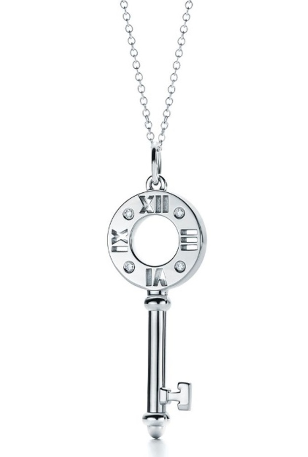 قلادة تيفاني آند كو من الذهب الأبيض والماس