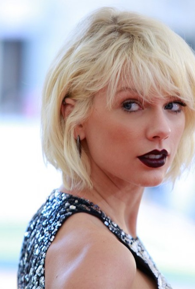 تايلور سويفت تحذف جميع صفحاتها على مواقع التواصل الاجتماعي