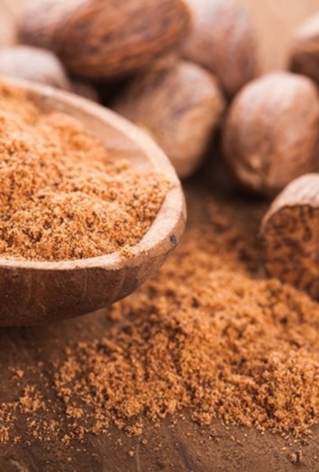  جوزة الطيب تنقي الجسم من السموم