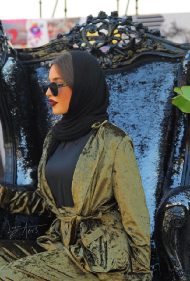 لفة حجاب راقية اختارتها فاطمة حسام