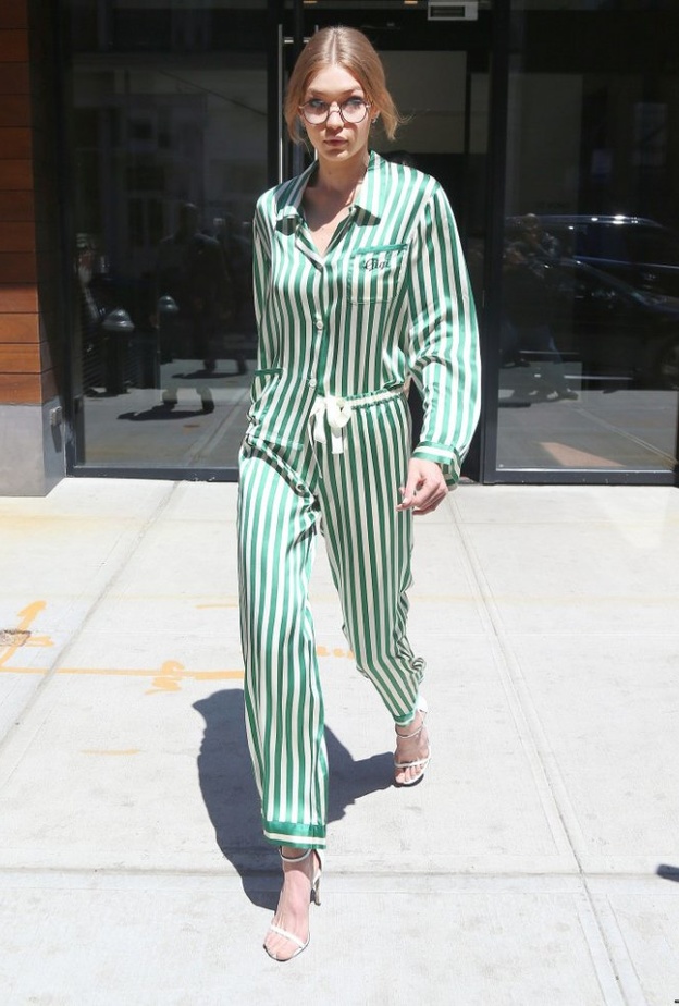 موضة البيجاما هي الأحدث انتشارا بين مشاهير العالم من البنات