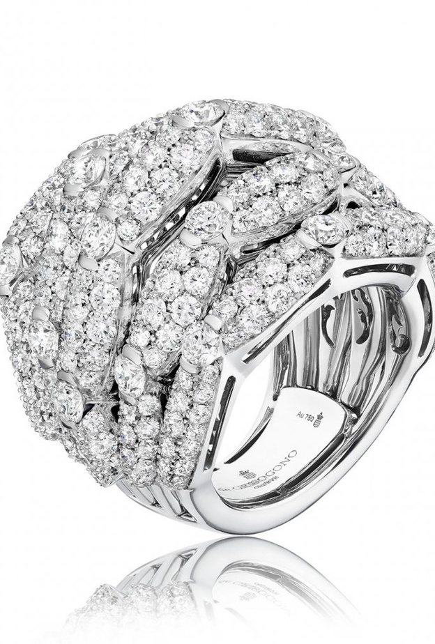 خاتم دي غريسوغونو من الذهب الأبيض والماس