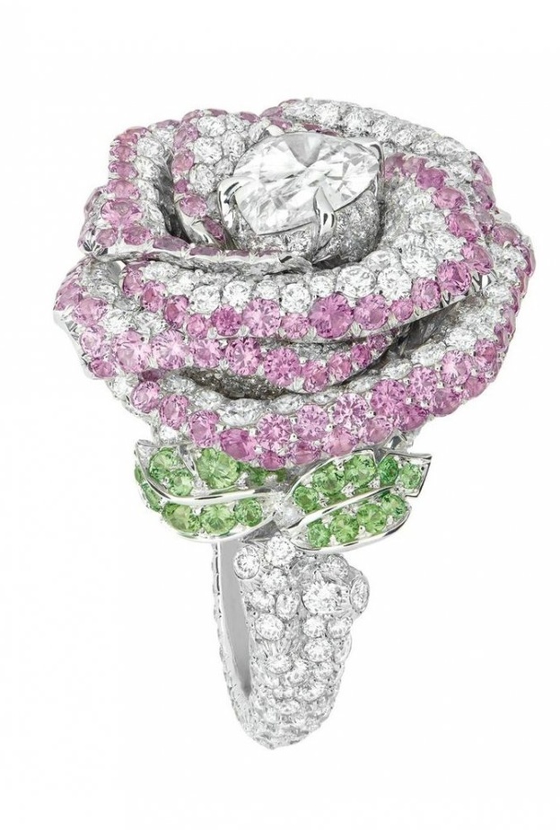 قرط شانيل من مجموعة Coco Avant Chanel