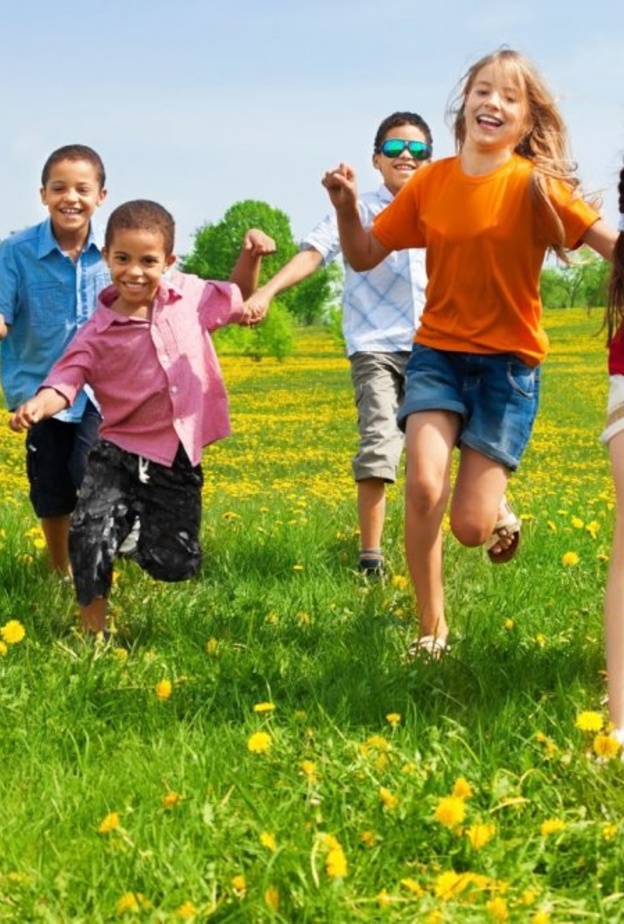 تناول الاطعمة الصحية عند تبادل الزيارات العائلية خلال ايام العيد