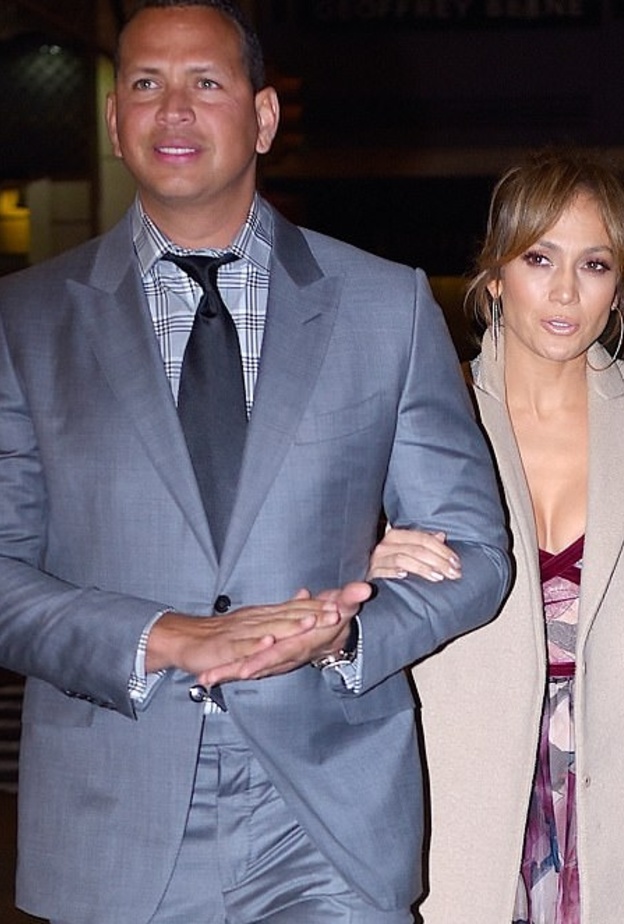 أليكس رودريغيز امتنع عن دفع الأول عملا بنصيحة جينيفر لوبيز