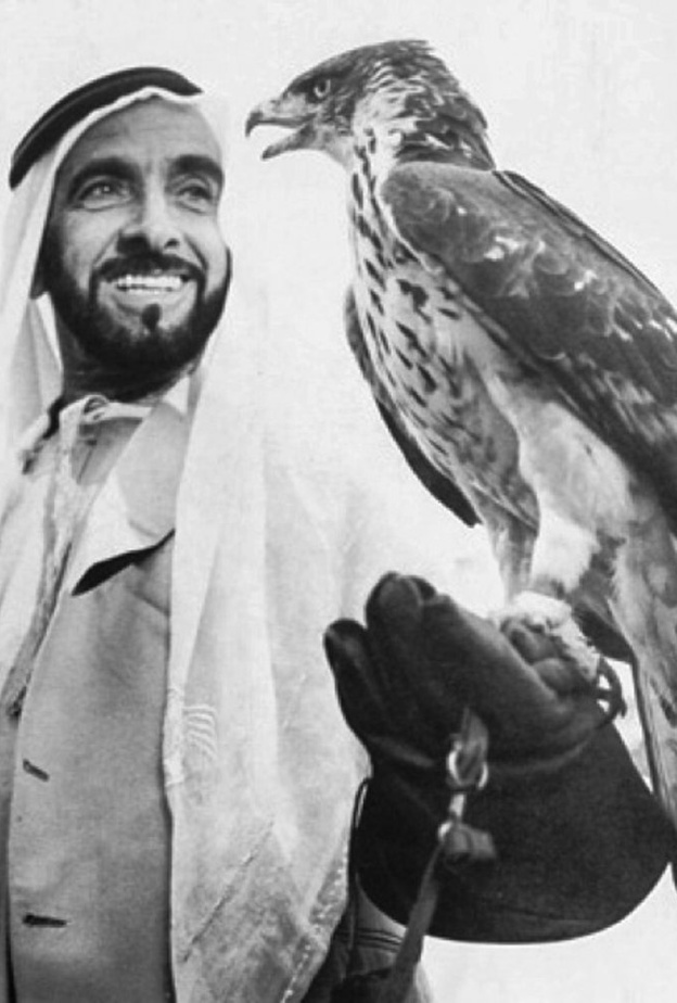 الشيخ زايد بن سلطان مؤسس دولة الإمارات العربية المتحدة