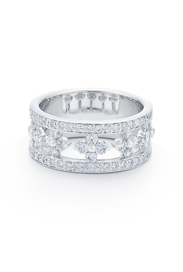 مجموعة خواتم زفاف من الذهب الابيض تخطف الأنفاس