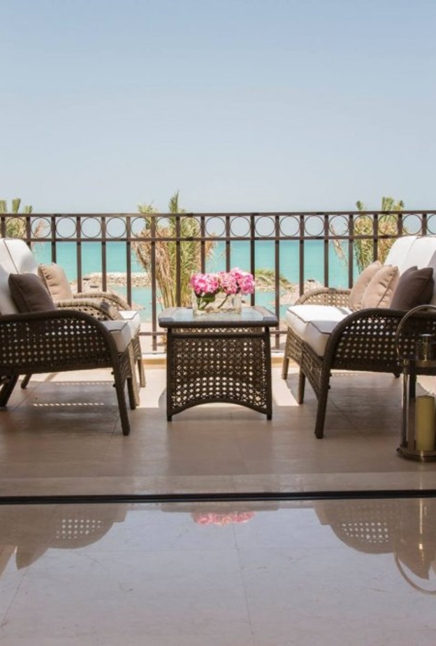 اطلالات ساحرة من داخل غرف فندق انتركونتيننتال