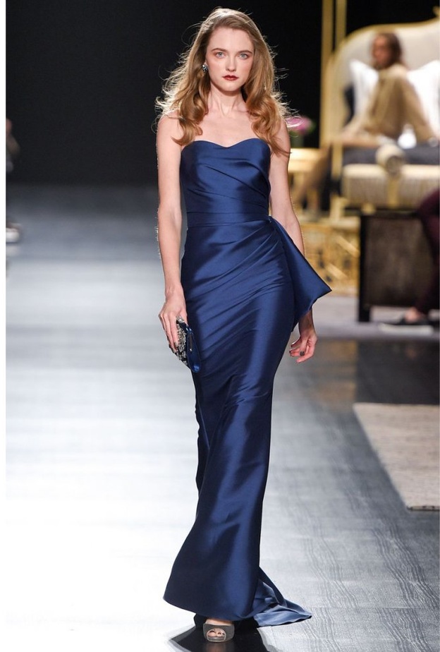 فستان سهرة أزرق من بادلي ميشكا