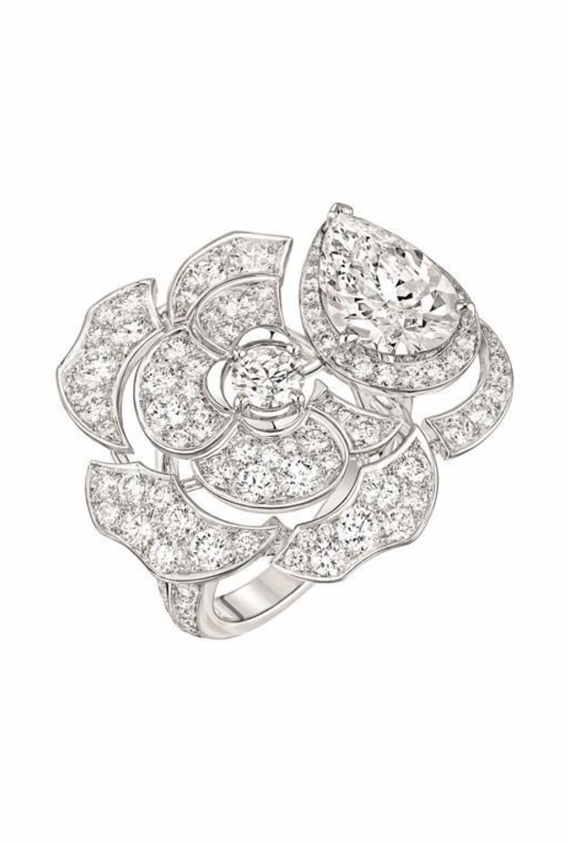 خاتم شوميه من الذهب الوردي والأبيض والماس