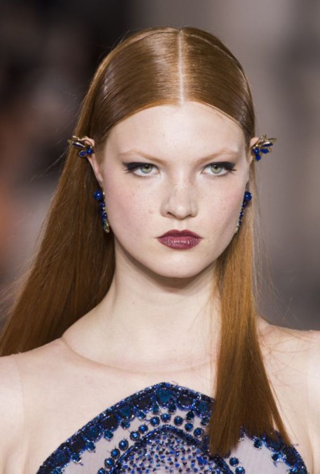 تسريحات شعر مسحوبة الى الخلف من Cushnie & Ochs