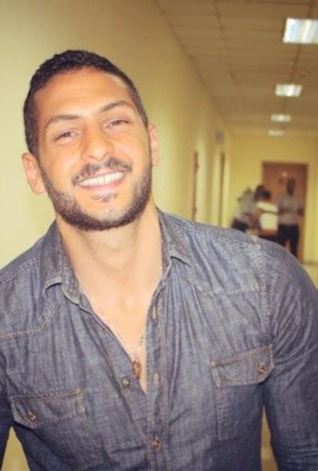 الراحل عمرو سمير