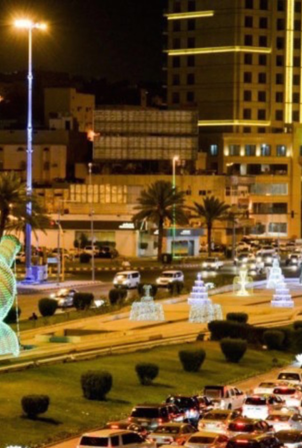 مكة تستعد لاستقبال العيد بالأنوار