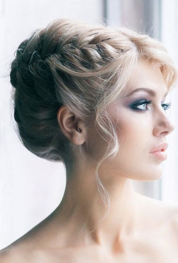 التسريحة الكلاسيكية للعروس