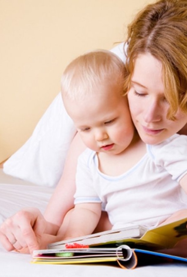عودي طفلك على القراءة منذ الصغر