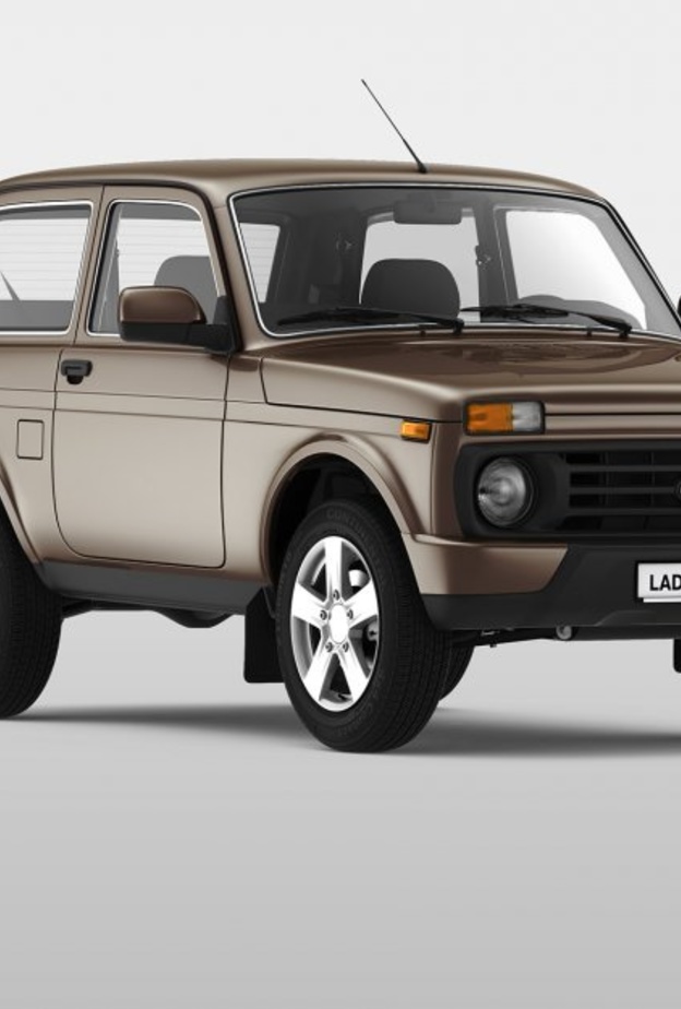 لادا نيفا.. ملامح ثابتة لأربعين عام!