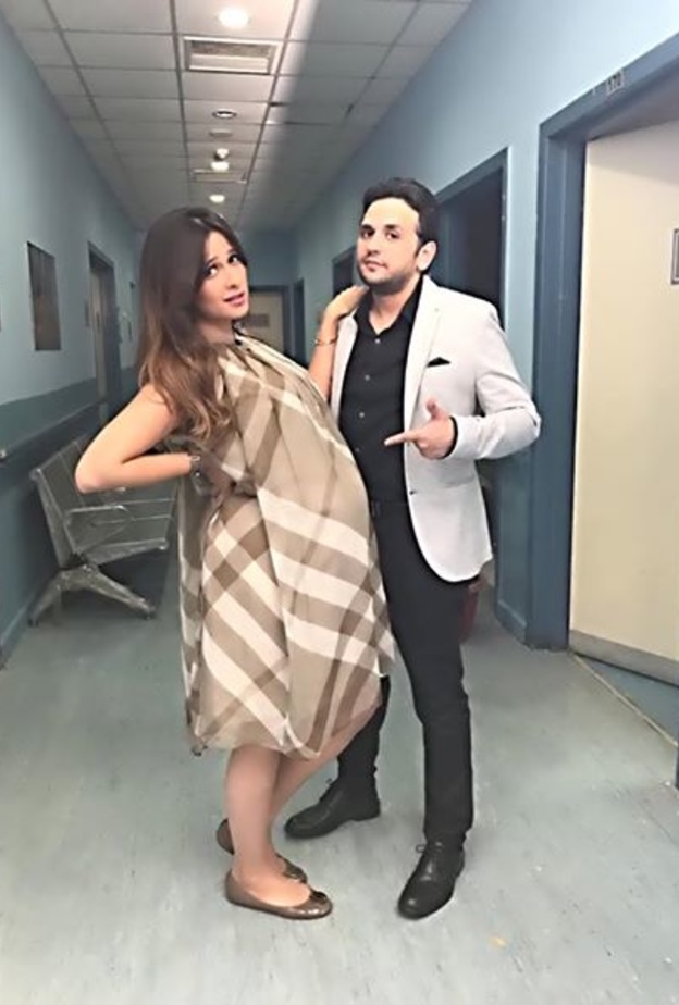 ياسمين عبد العزيز ومصطفى خاطر