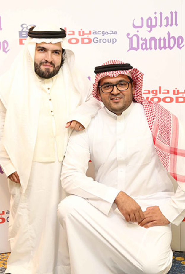 أحمد عبدالرازق بن داود  وماجد بن محمد الطحان