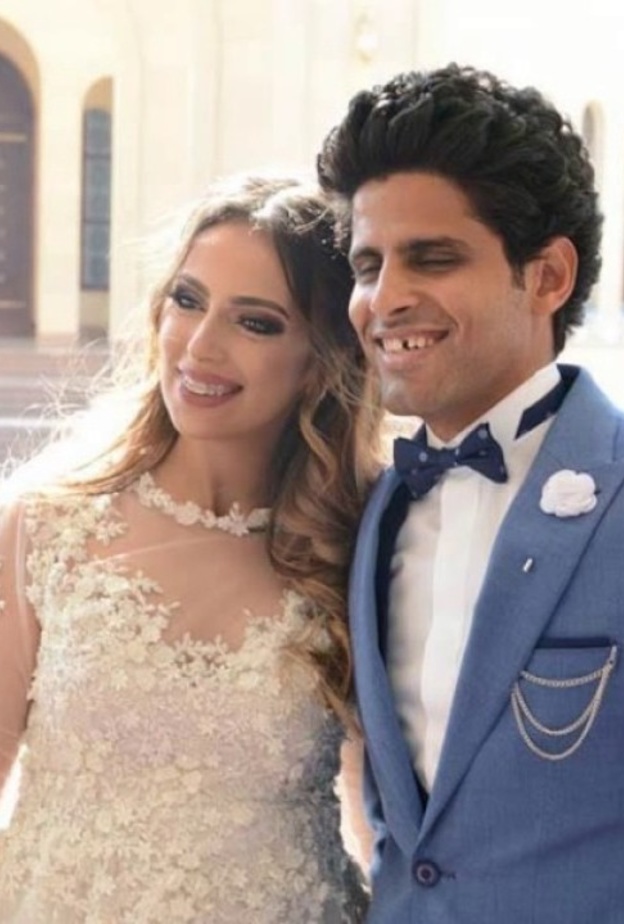 وفاء الكيلاني خلال عقد قرانها على تيم حسن