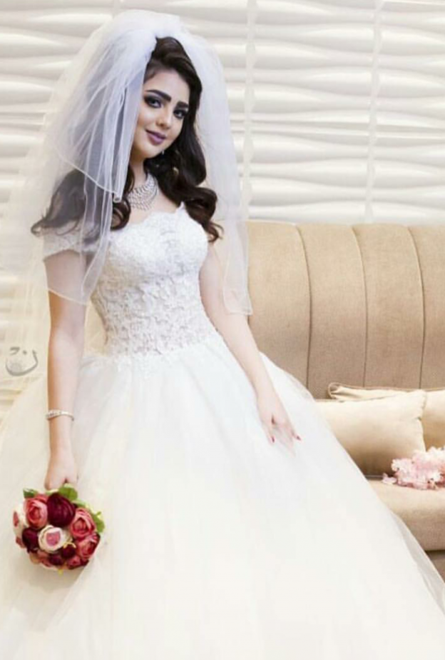 بدلة عروس من تصميم سارة السبيعي