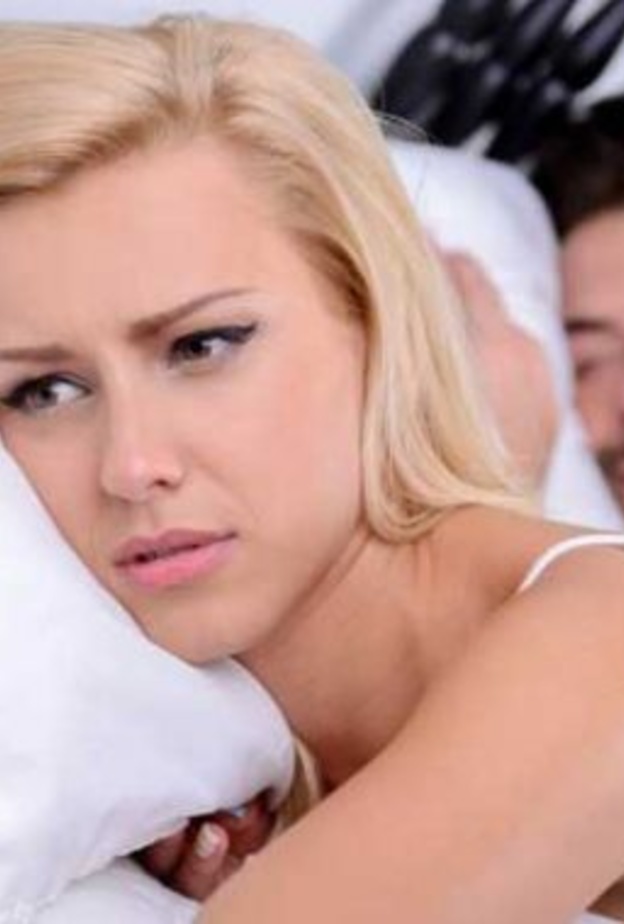 ماهي علامات خيانة الزوجة لزوجها