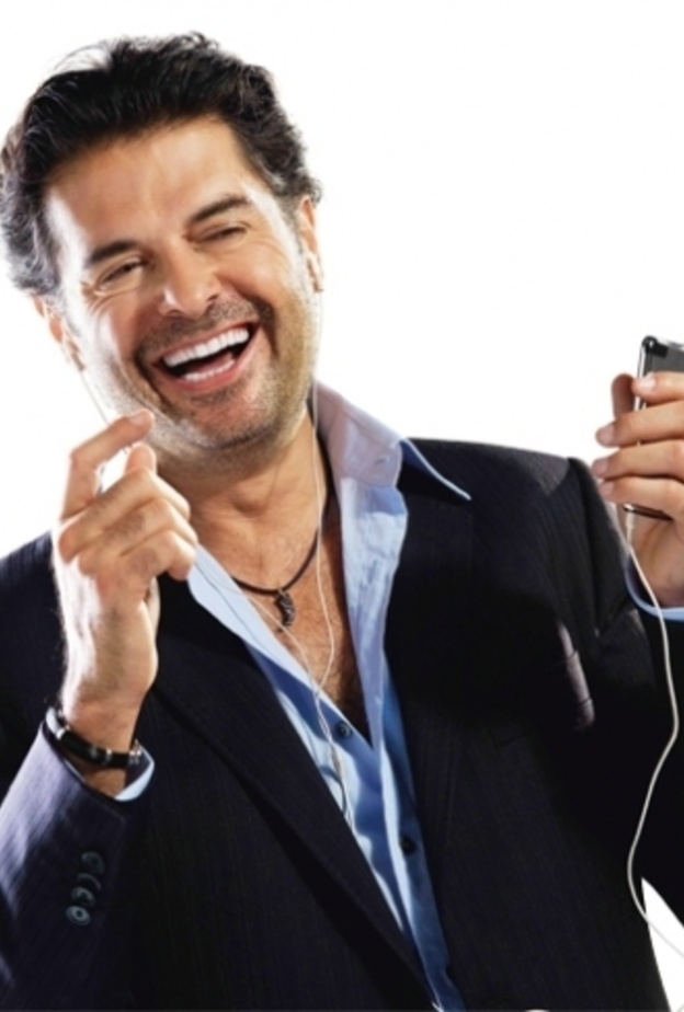 سقوط راغب علامة على المسرح 2017