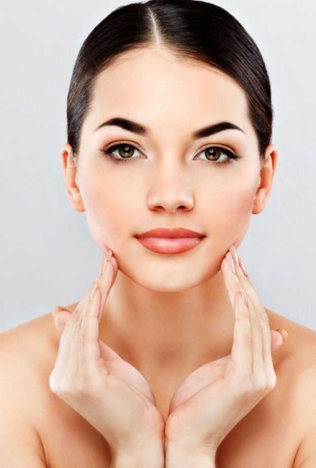 احصلي على وجه ممتلئ بهذه الوصفات الطبيعية