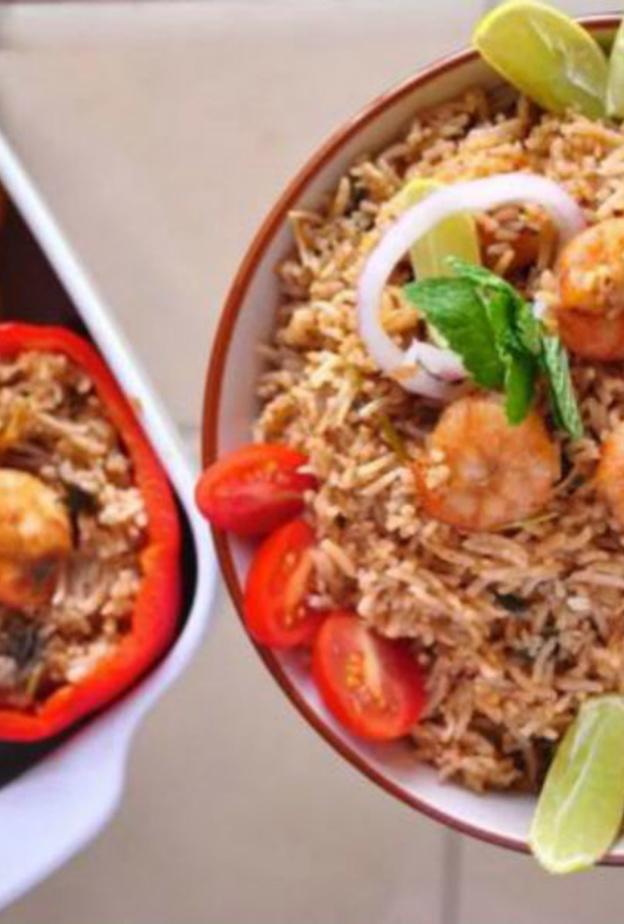 طريقة عمل فليفلة حلوة محشوّة بكبسة القريدس بالصور