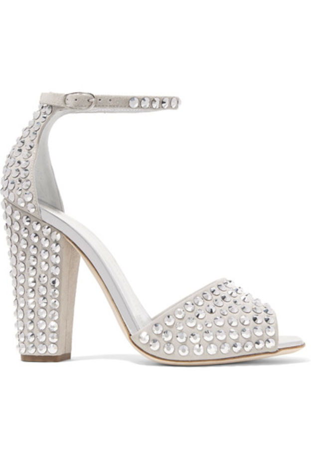 احذية فخمة مرصعة بالكريستال من مجموعة Jimmy Choo