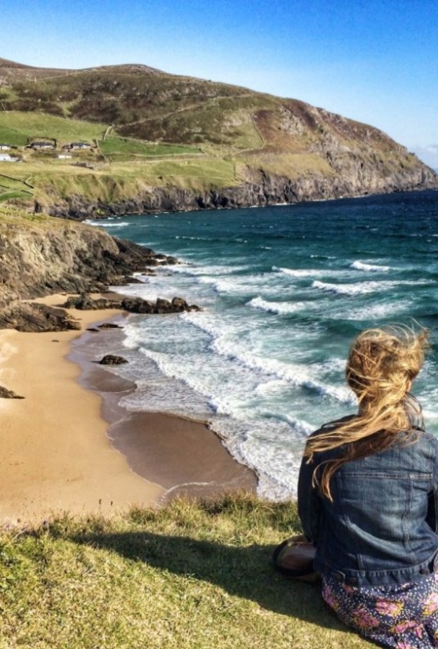 متعة استكشاف شبه جزيرة دينغل