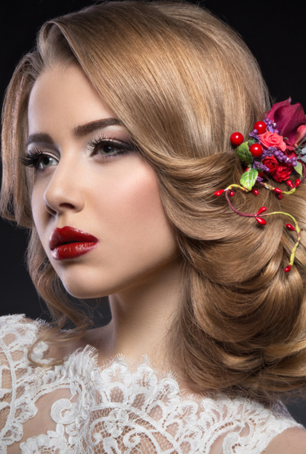 الخلطات الطبيعية تزيد العروس سحرا وجاذبية ونعومة.