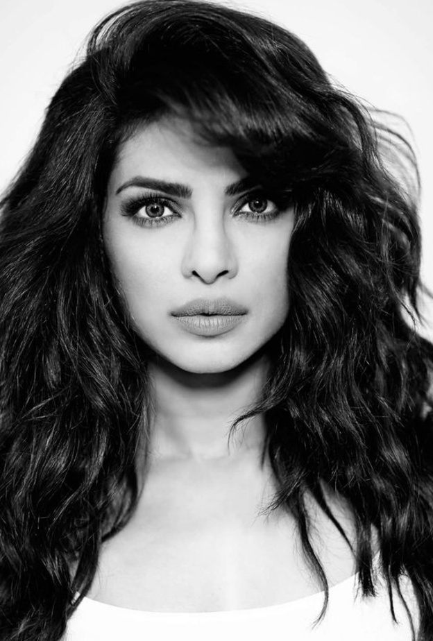 بريانكا تشوبرا فخورة بعرض فيملها في مهرجان تورينتو الدولي للسينما