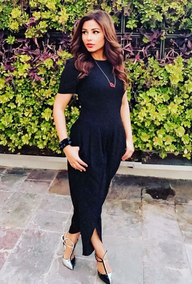 مذيعة قناة العربية مهيرة عبدالعزيز