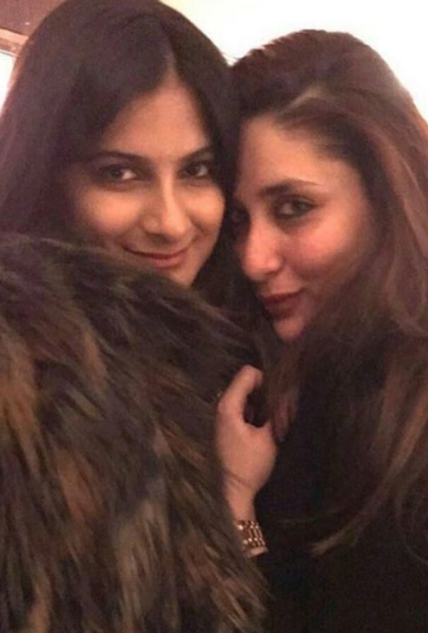 كاريشما كابور و كارينا كابور في رحلة تسوق